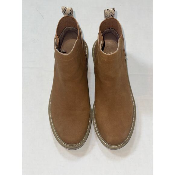 Nicole Miller Suede Brown Pocas Ankle Booties Boots Sz 7.5 Lug Platform 2.5 Heel - Picture 3 of 7